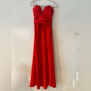 Strapless Top Long with a opening in the front (image) size SMALL